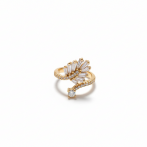 Anillo Diseño Pluma  - Circonitas y Tono Dorado