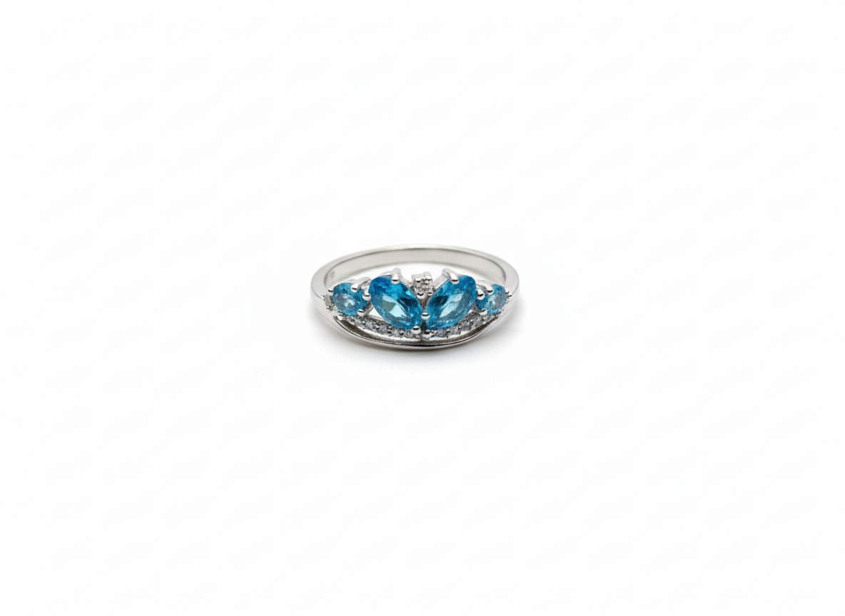 Anillo Corona con Cluster de Gemas Marquesa Azules
